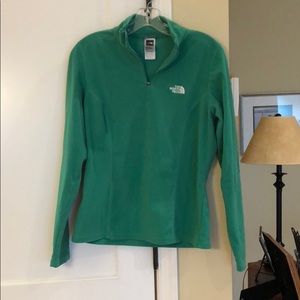 Ladies Medium lightweight Northface fleece